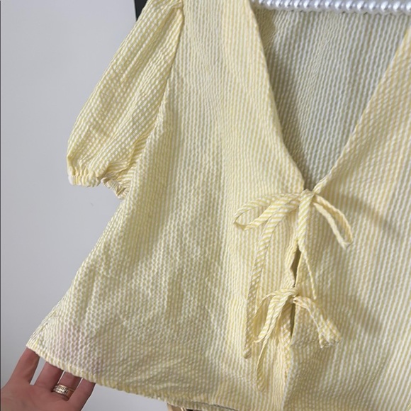 SHEIN Yellow Puff Sleeve Two Piece Set - Picture 2 of 3